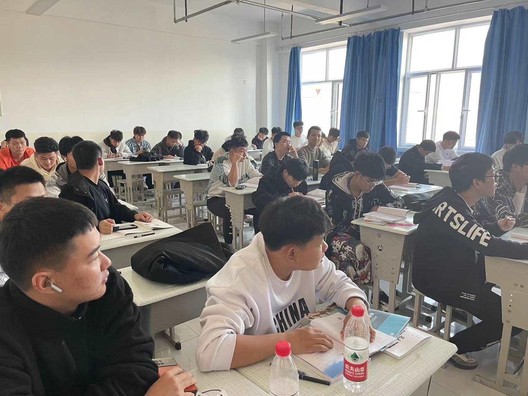 &#24320;&#20113;&#25163;&#26426;&#31449;&#20837;&#21475;&#45;&#24320;&#20113;&#40;&#20013;&#22269;&#41;